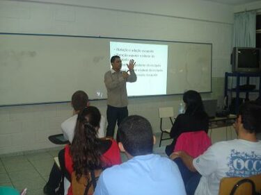 Palestra aos alunos de Educação Física