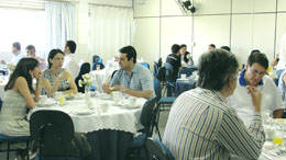 UNIFOR-MG realiza edição do Projeto Café com o Reitor junto a professores da Instituição