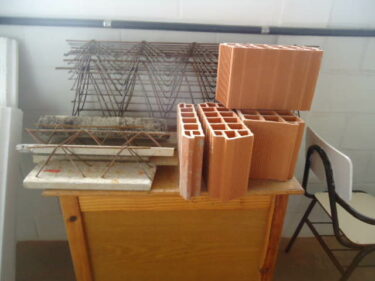 LABORATÓRIO DE MATERIAIS DE CONSTRUÇÃO