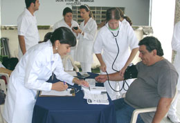 Projeto Fisioterapia na Comunidade é realizado no Fórum de Formiga