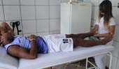 Acadêmicos de Fisioterapia fazem estágio com jogadores do FEC