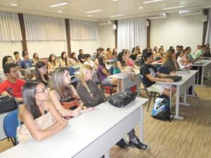 Aula inaugural é realizada para calouros de Arquitetura e Urbanismo