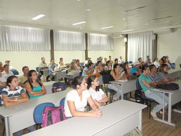 Calouros aprendem mais sobre o mercado de trabalho para o médico veterinário