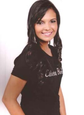 Egressa de Ciências Biológicas é aprovada em mestrado na área de Recursos Ambientais e Uso da Terra