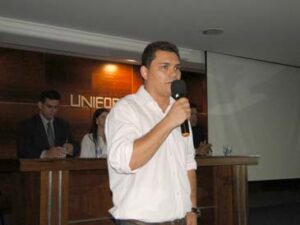 Coordenador do curso de Fisioterapia tem resumo aprovado em congresso