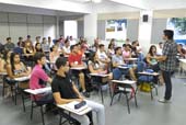 Primeira turma de Engenharia Agronômica e calouros de Engenharia Ambiental assistem à aula inaugural