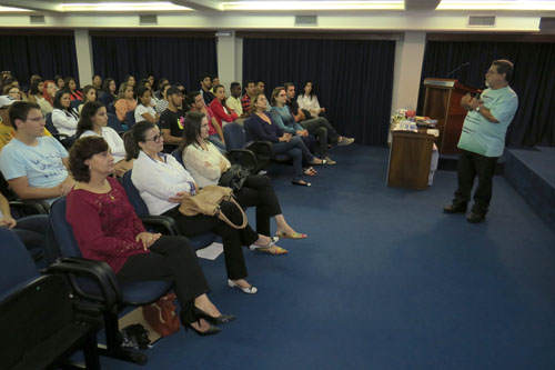 1º Encontro Anual do PIBID reúne alunos bolsistas, supervisores e coordenadores