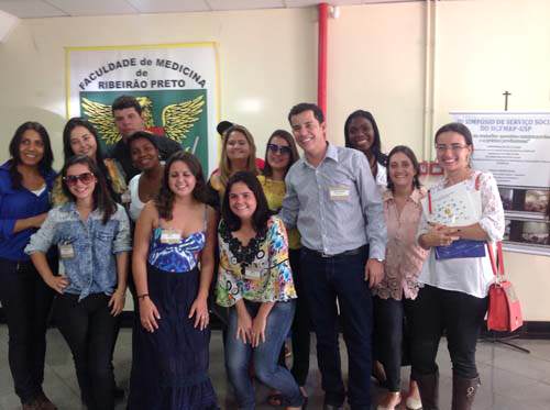 Representantes do UNIFOR-MG participam do III Simpósio de Serviço Social em São Paulo
