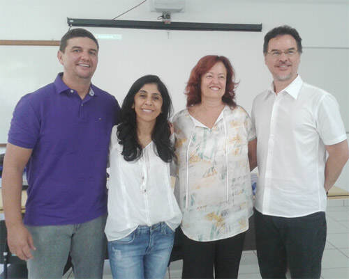 Prof. Dr. Fábio Pinto Gonçalves dos Reis (orientador – UFLA), Profa. Ma. Laila Zorkot, Profa. Dra. Cláudia Maria Ribeiro (UFLA) e Prof. Dr. Alexandre Jackson Chan Vianna (UNB)