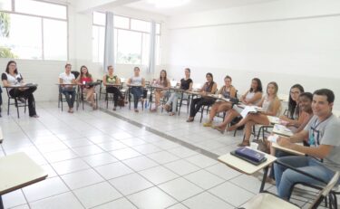 UNIFOR-MG inicia Grupo de Estudos em Saúde
