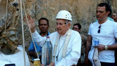Espeleogrupo Pains inaugura o Monumento Natural “São Francisco do Carste Mineiro”