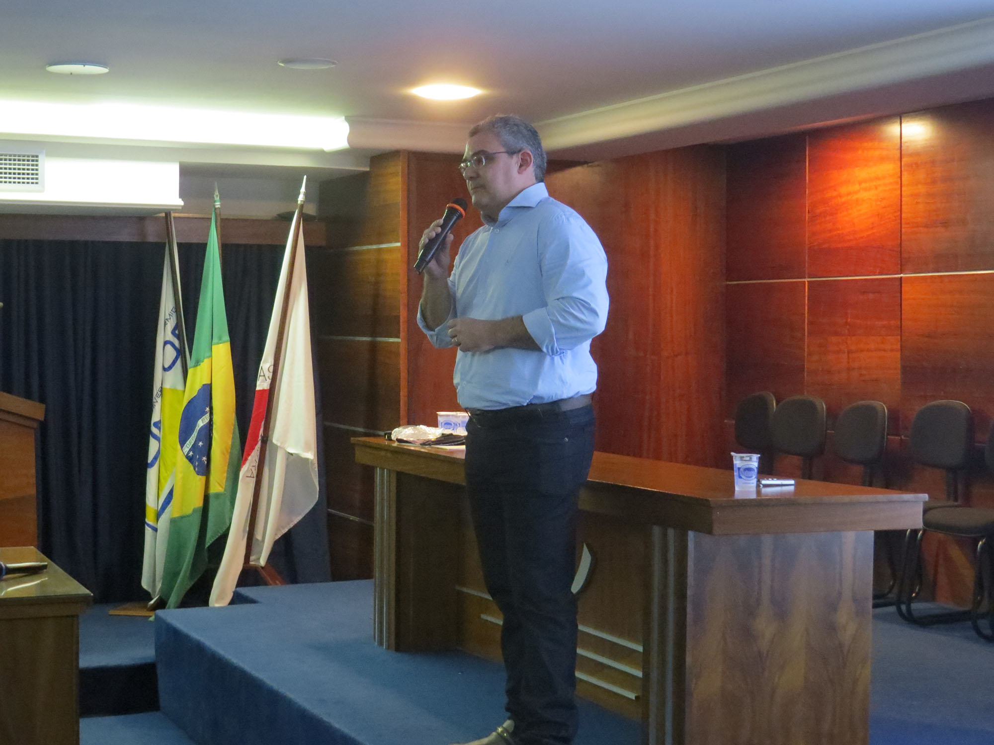 O Engenheiro Eletricista Roberto Lopes é Gerente Geral da CRH e falou sobre A Importância da Engenharia no Contexto Industrial