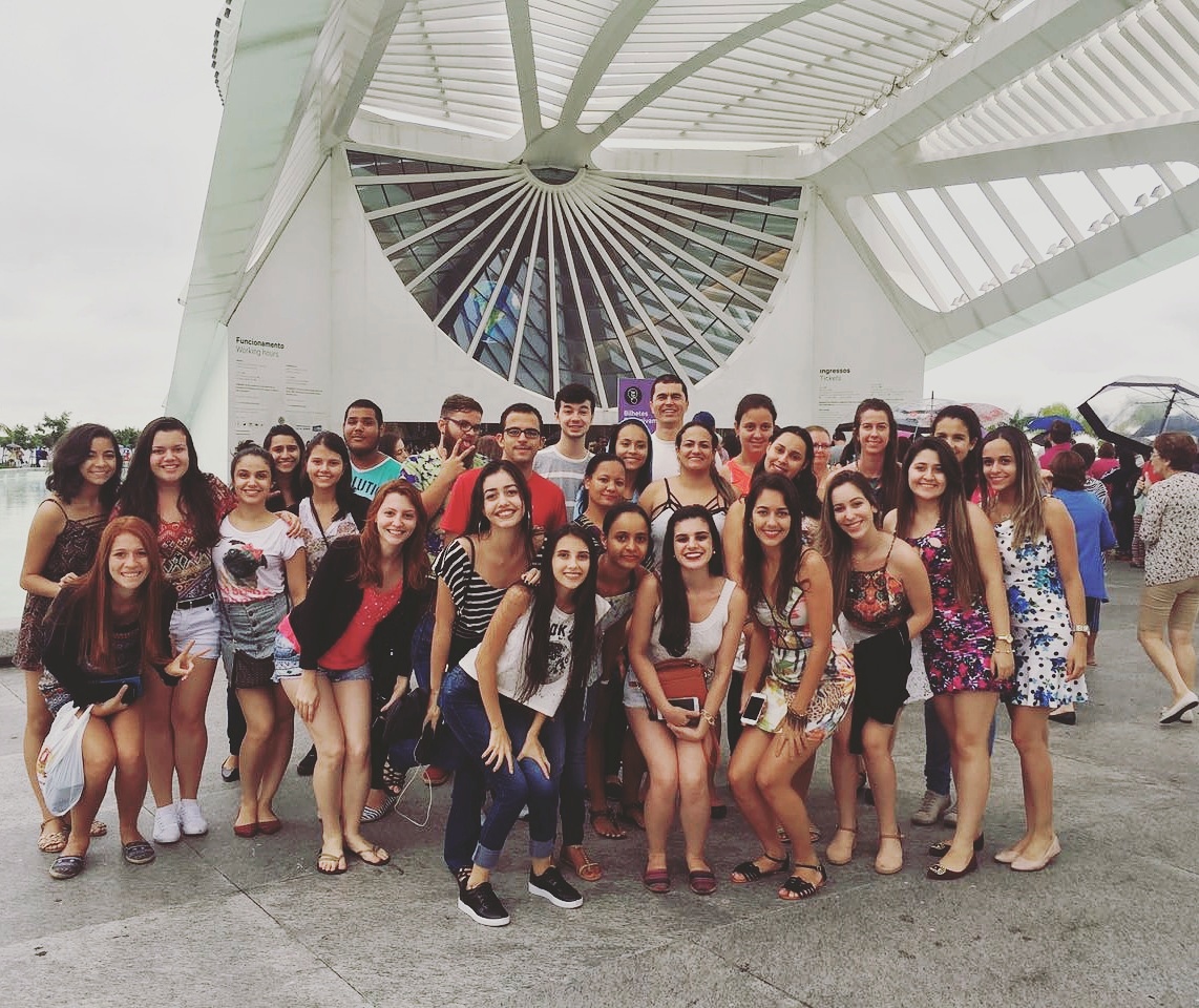 Alunos dos cursos de Biomedicina e Ciências Biológicas visitam a Fiocruz e o Museu do Amanhã