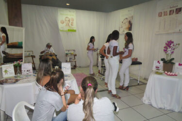 UNIFOR-MG promove a terceira edição da Feira Esthetic Beauty