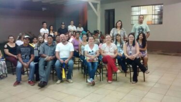Professora do UNIFOR-MG ministra palestra em Piumhi