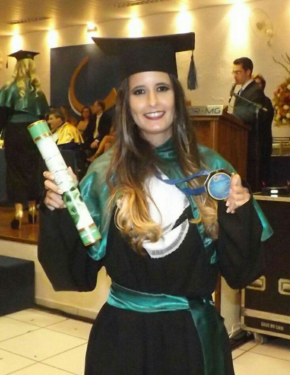 Egressa de Medicina Veterinária é aprovada no Programa de Residência da UFMG