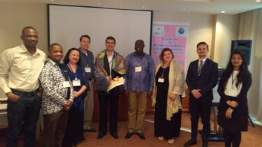 Professor do UNIFOR-MG apresenta trabalhos em Dubai