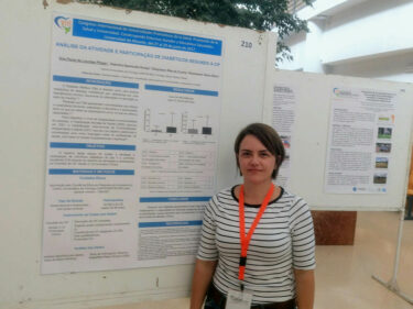 Professora do UNIFOR-MG participa de Congresso na Espanha