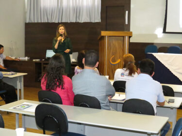 Prefeitos assinam Termo de Compromisso com o Ministério Público para Programa de Controle Populacional de Animais de Rua