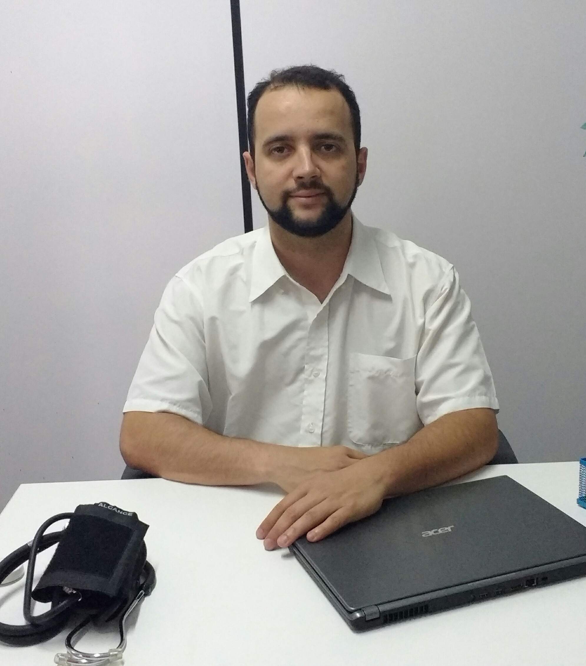 Egresso do curso de Fisioterapia do UNIFOR-MG é aprovado em Mestrado
