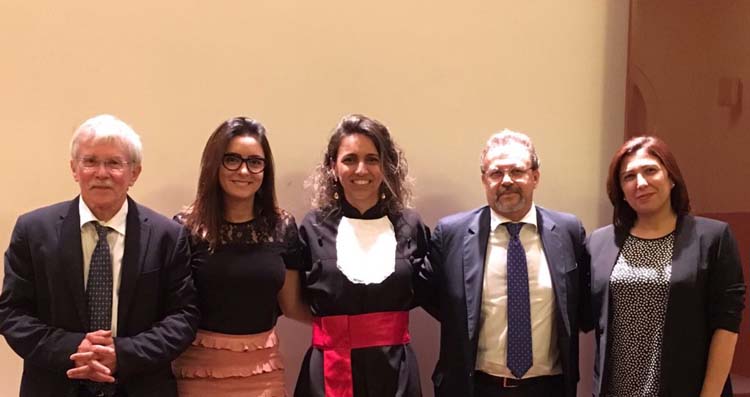 Professora do UNIFOR-MG conclui Mestrado em Direito Privado