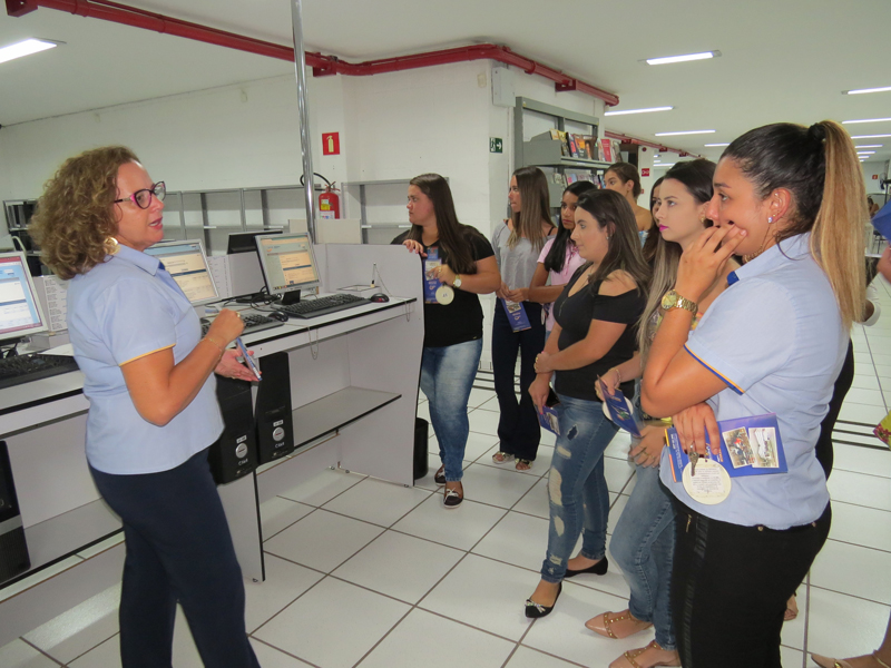 biblioteca pedagogia 1