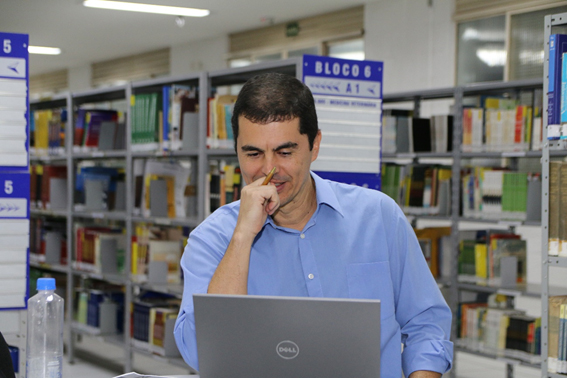 ARTIGOS DE PROFESSOR DO UNIFOR-MG SÃO APROVADOS EM REVISTAS INTERNACIONAIS