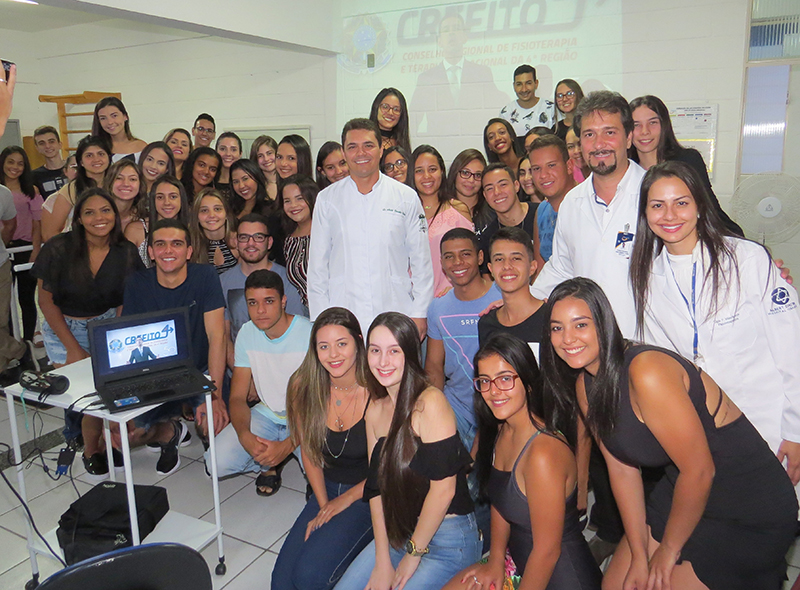 CURSO DE FISIOTERAPIA PROMOVE AULA INAUGURAL NA CLIFOR