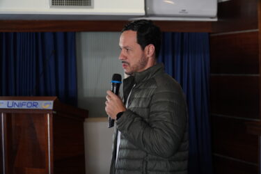 COLABORADORES PARTICIPAM DE REUNIÃO COMO NOVO PRESIDENTE DA FUOM