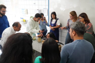 ROTARIANOS DA ÍNDIA VISITAM UNIFOR-MG