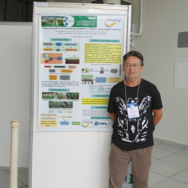 ALUNA E PROFESSOR DO UNIFOR-MG APRESENTAM TRABALHOS DE INICIAÇÃO CIENTÍFICA EM LAVRAS