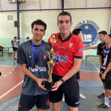 UNIFOR-MG PATROCINA JOGOS INTERCLASSE DA ESCOLA JOAQUIM RODARTE