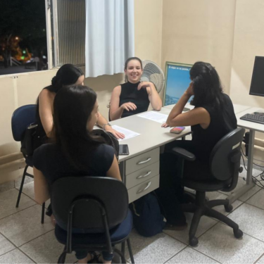 ALUNOS DO CURSO DE DIREITO DO UNIFOR-MG PARTICIPAM DE SIMULADOS SOBRE MEDIAÇÃO, CONCILIAÇÃO E ARBITRAGEM