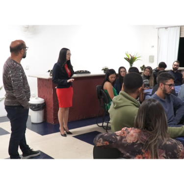 CENTRO UNIVERSITÁRIO PROMOVEU 1º CAFÉ EMPRESARIAL PARA ALUNOS DO CURSO DE ADMINISTRAÇÃO