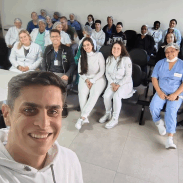 PROJETO EDUCA-DOR DO UNIFOR-MG LEVA INFORMAÇÃO SOBRE DOR MUSCULOESQUELÉTICA À COMUNIDADE