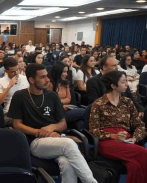 PROJETO DE EXTENSÃO DO UNIFOR-MG DEBATEU PRESERVAÇÃO DO MEIO AMBIENTE
