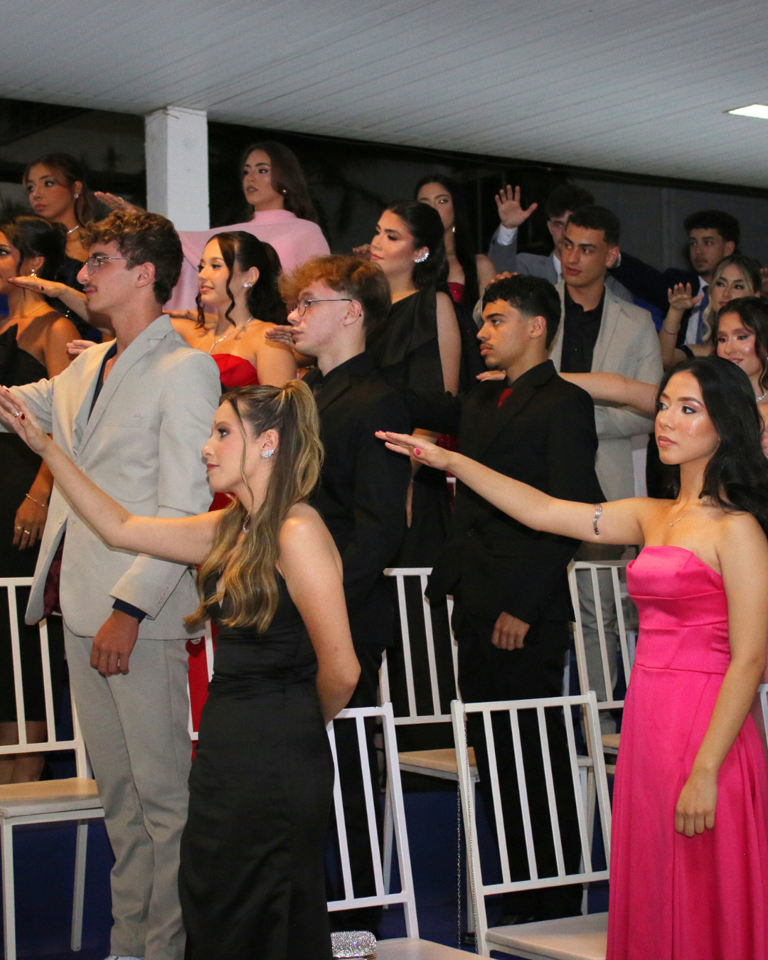 NOITE DE FORMATURAS MARCA ENCERRAMENTO DO ANO LETIVO NO COLÉGIO UNIFOR