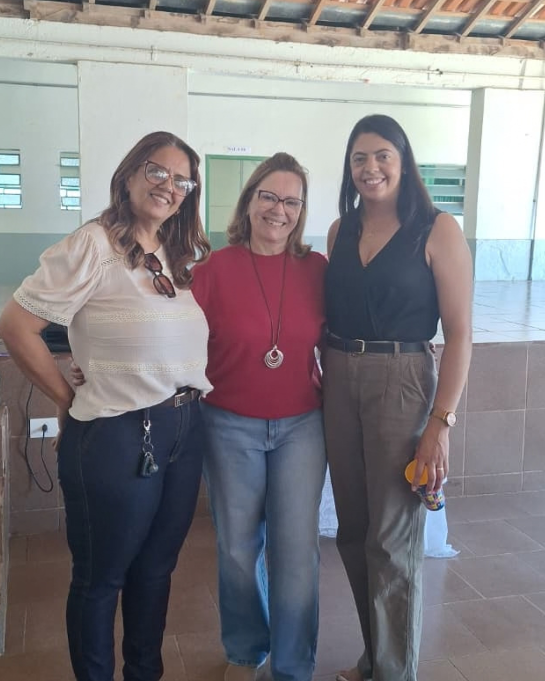 COORDENADORA DE PEDAGOGIA DO UNIFOR-MG REALIZA PALESTRA SOBRE O ENEM EM ESCOLA ESTADUAL DE CÓRREGO FUNDO