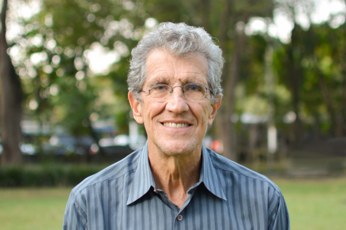 CIENTISTA CARLOS AUGUSTO MONTEIRO É ENTREVISTADO PELA REVISTA CONEXÃO CIÊNCIA DO UNIFOR-MG
